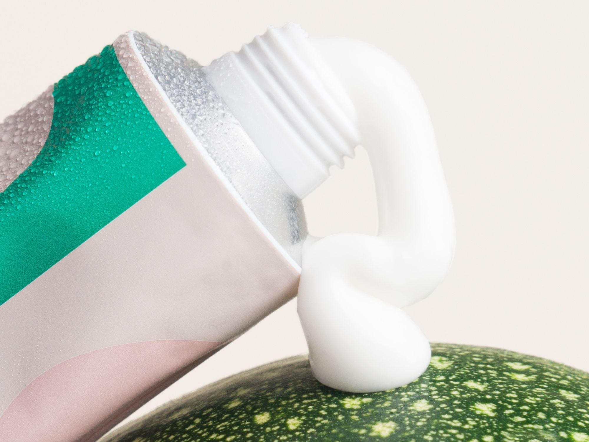 Acné adolescente garçons - Skin & Out