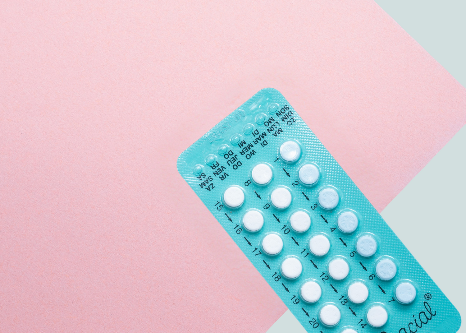 Acné adulte : Comment régulariser les hormones après l'arrêt de la pilule ?